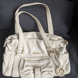 Micheal Kors - Cream/Gold Pebbled Leather Satchel